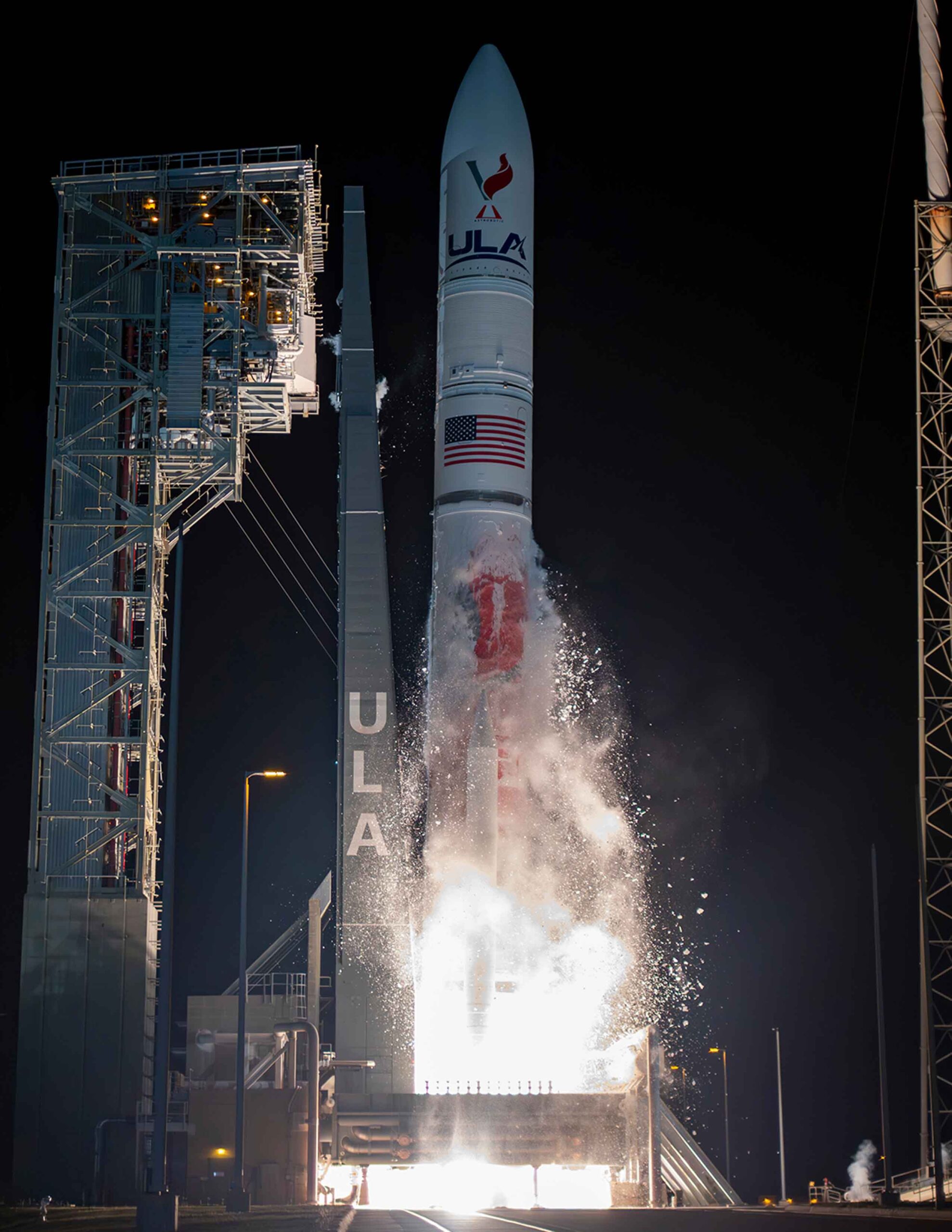 Vulcan Centaur rocket launching off of its launchpad.